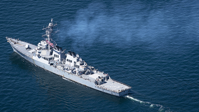 Вице-адмирал призвал покончить с заходом кораблей ВМС США в Черное море