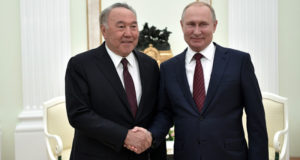 Путин поздравил Назарбаева с днем рождения