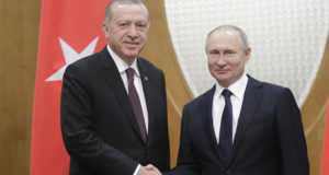 Путин и Эрдоган обсудили по телефону палестино-израильский конфликт