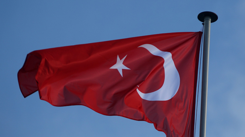 Замглавы ЕК призвал Турцию выбрать между ЕС с НАТО и Россией с Ираном и ХАМАС