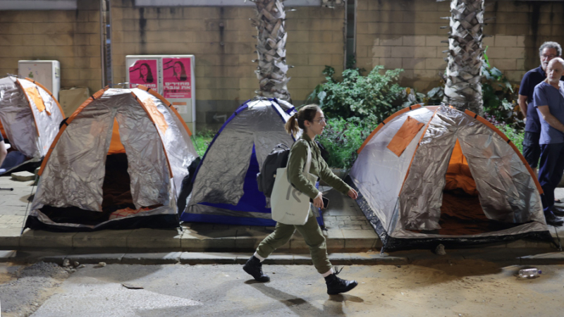 Жители Израиля разбили палаточный город для привлечения внимания к заложникам в Газе