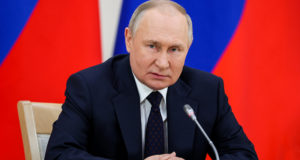 Путин не планирует поздравлять лидеров недружественных стран с Новым годом