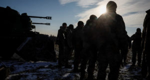 СМИ заявили о намеренном затягивании Западом конфликта на Украине