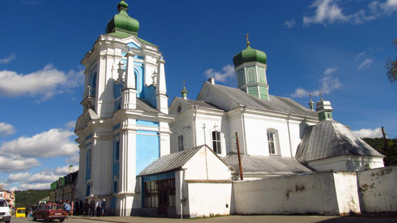 Суд Украины обязал УПЦ отдать Свято-Николаевский собор заповеднику