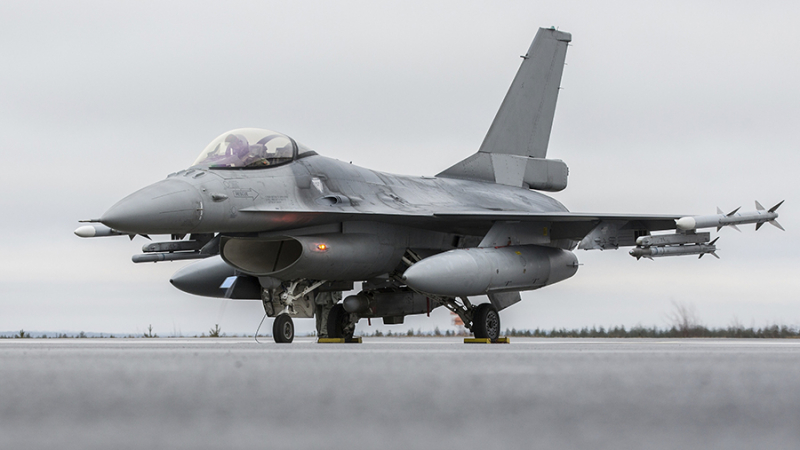 Эрдоган заявил об ожидании решения США по продаже Турции F-16