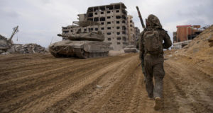 Глава минобороны Израиля предложил передать палестинцам власть в Газе после войны