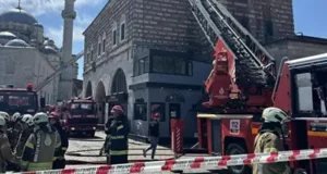 В туристическом месте Стамбула произошел пожар