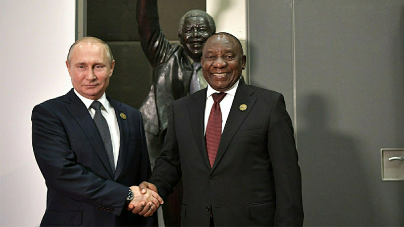 Путин и президент ЮАР обсудили африканскую инициативу по конфликту на Украине