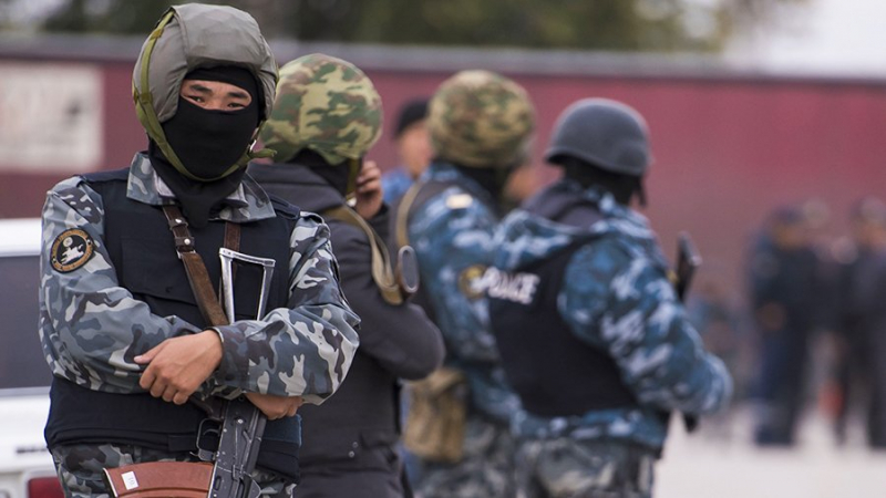 Устроивший перестрелку возле школы под Бишкеком террорист уничтожен