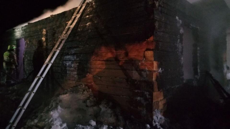 В Башкирии двое детей погибли при пожаре в жилом доме